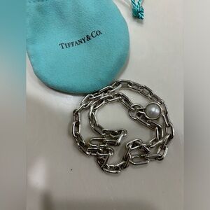 Tiffany’s Pearl Bracelet Silver.